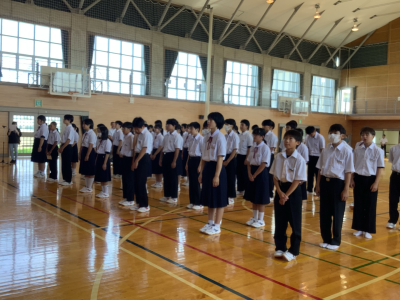3年1組_総合_鈴木　仁子_2学期始業式写真_3