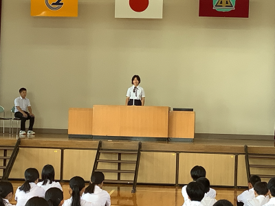 3年1組_総合_鈴木　仁子_2学期始業式写真_24